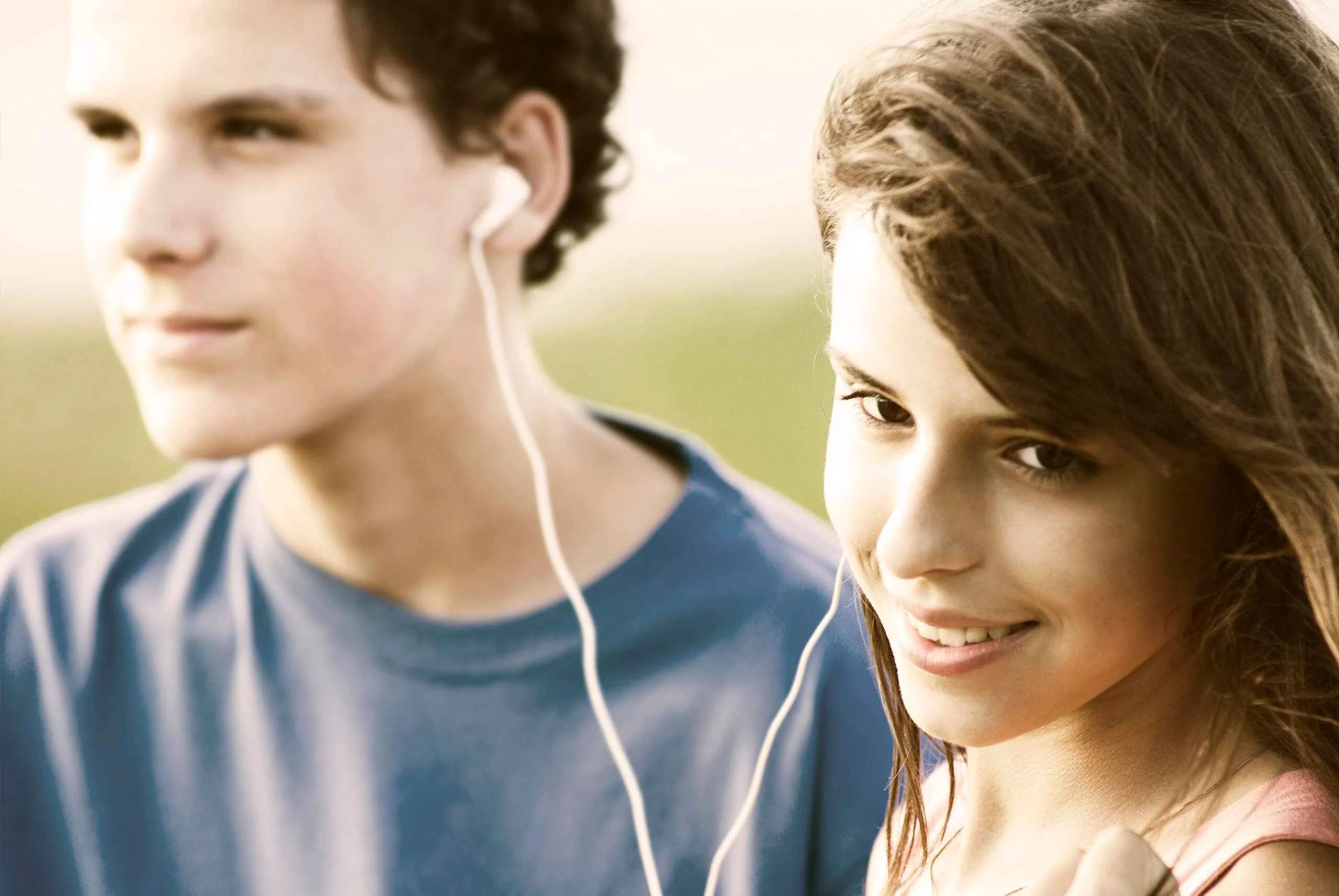 sharing earphones